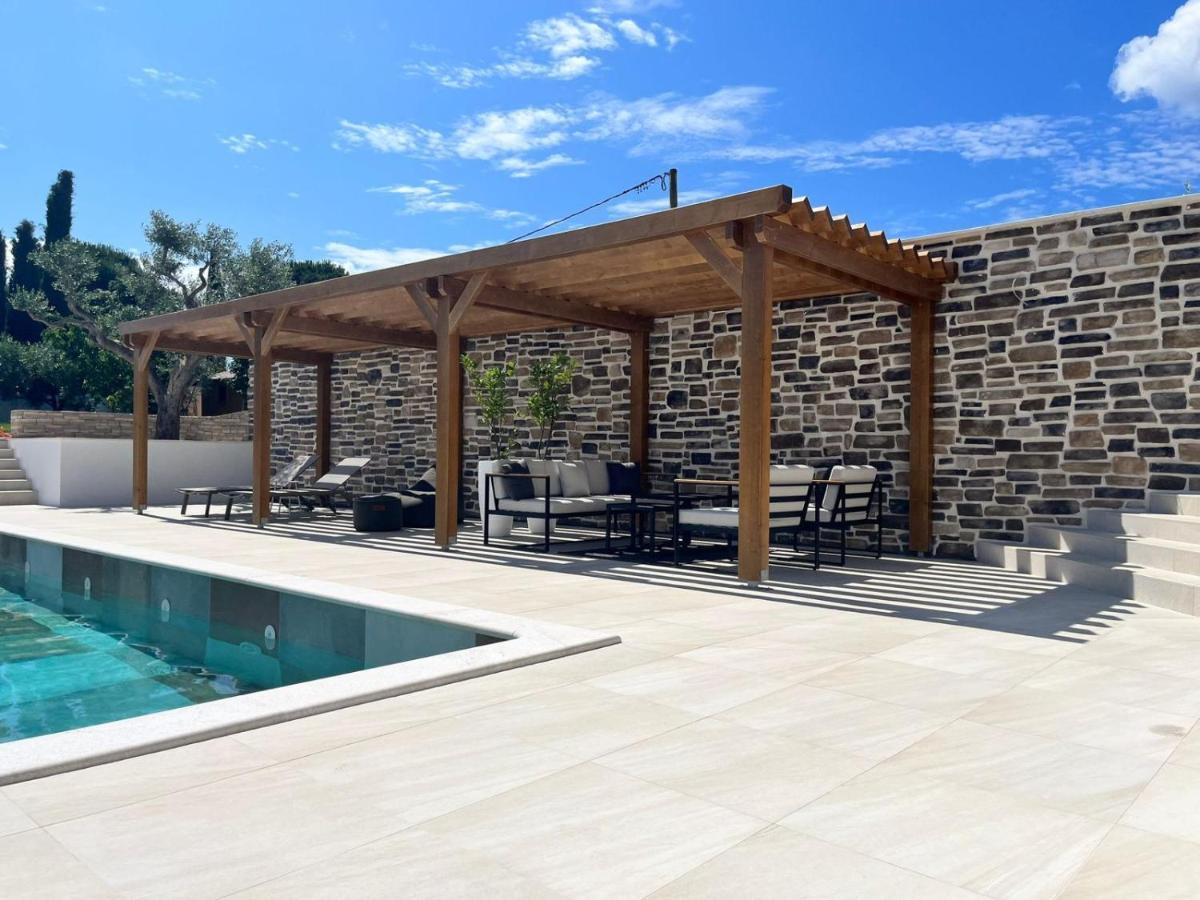Olivea Luxury Suites Fažana Exterior foto